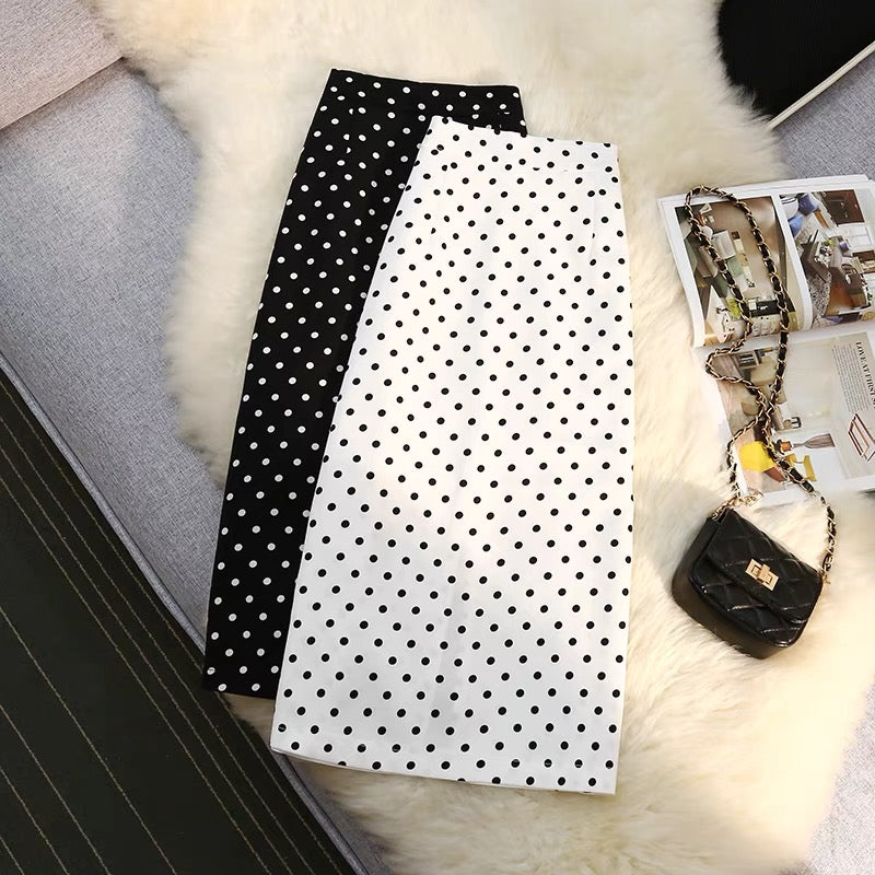 Polka dots pencil skirts