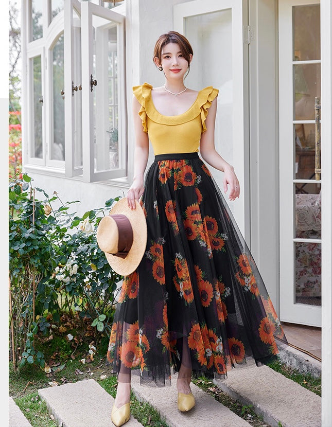 Floral lace skirts
