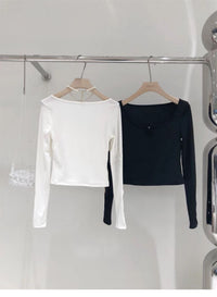 Keyhole round neck top
