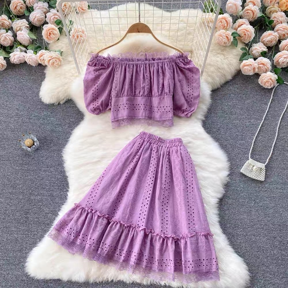 Off shoulder crop top and A line skirt set