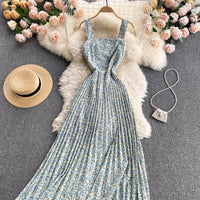 Sleeveless square neck pleated maxi dress
