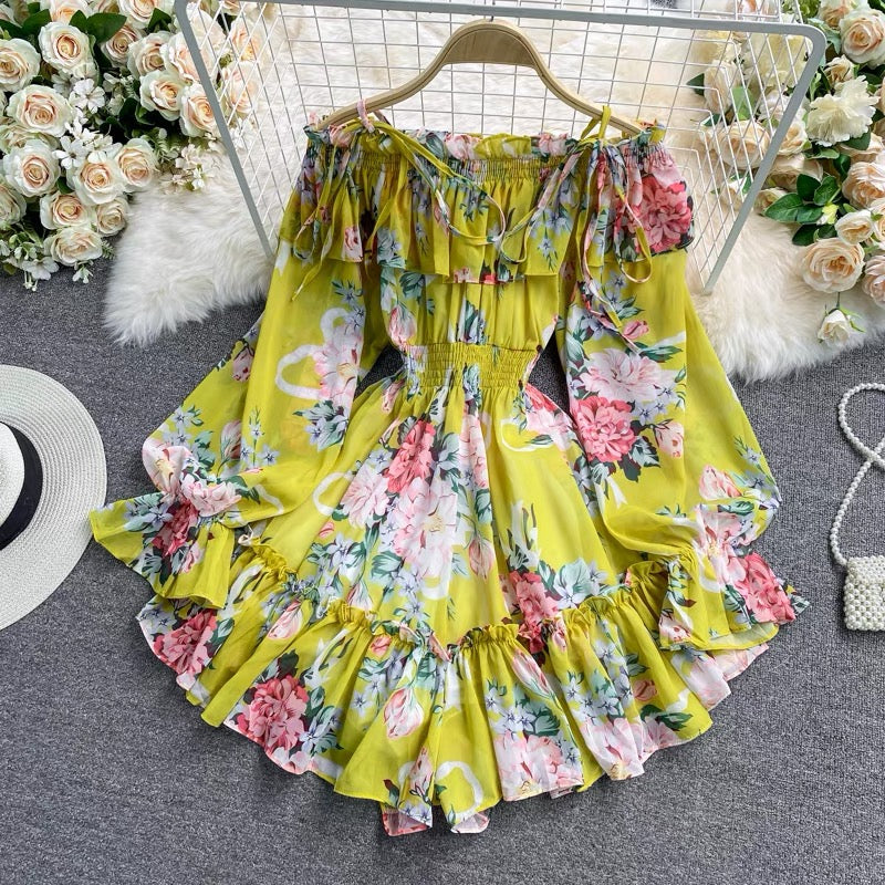 Off shoulder poet sleeve floral romper