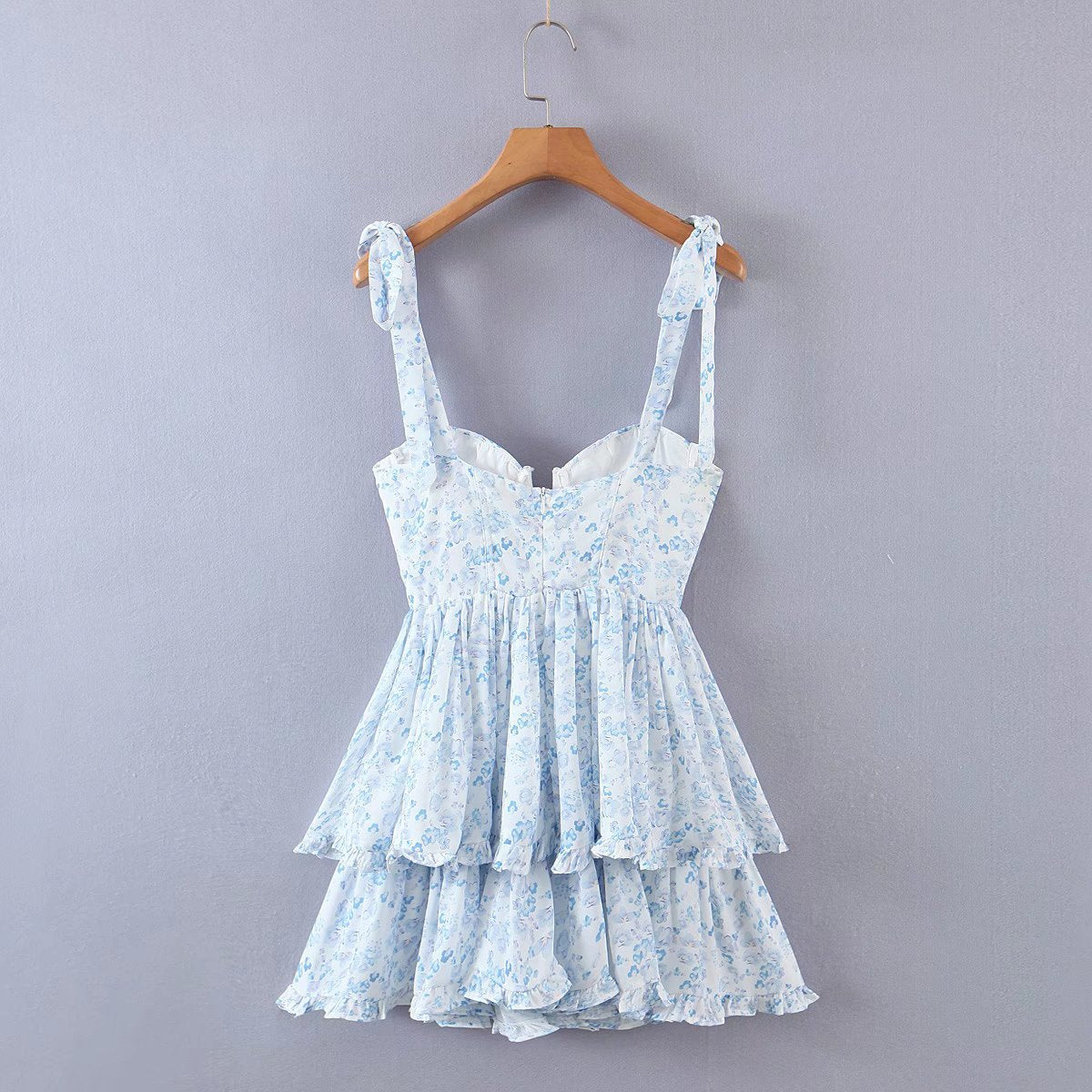 Tie shoulder cami V cut ruffle layers dress