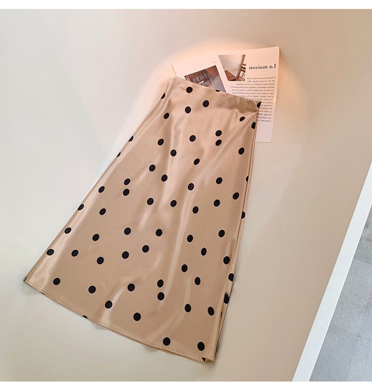 Polka dot satin midi skirt