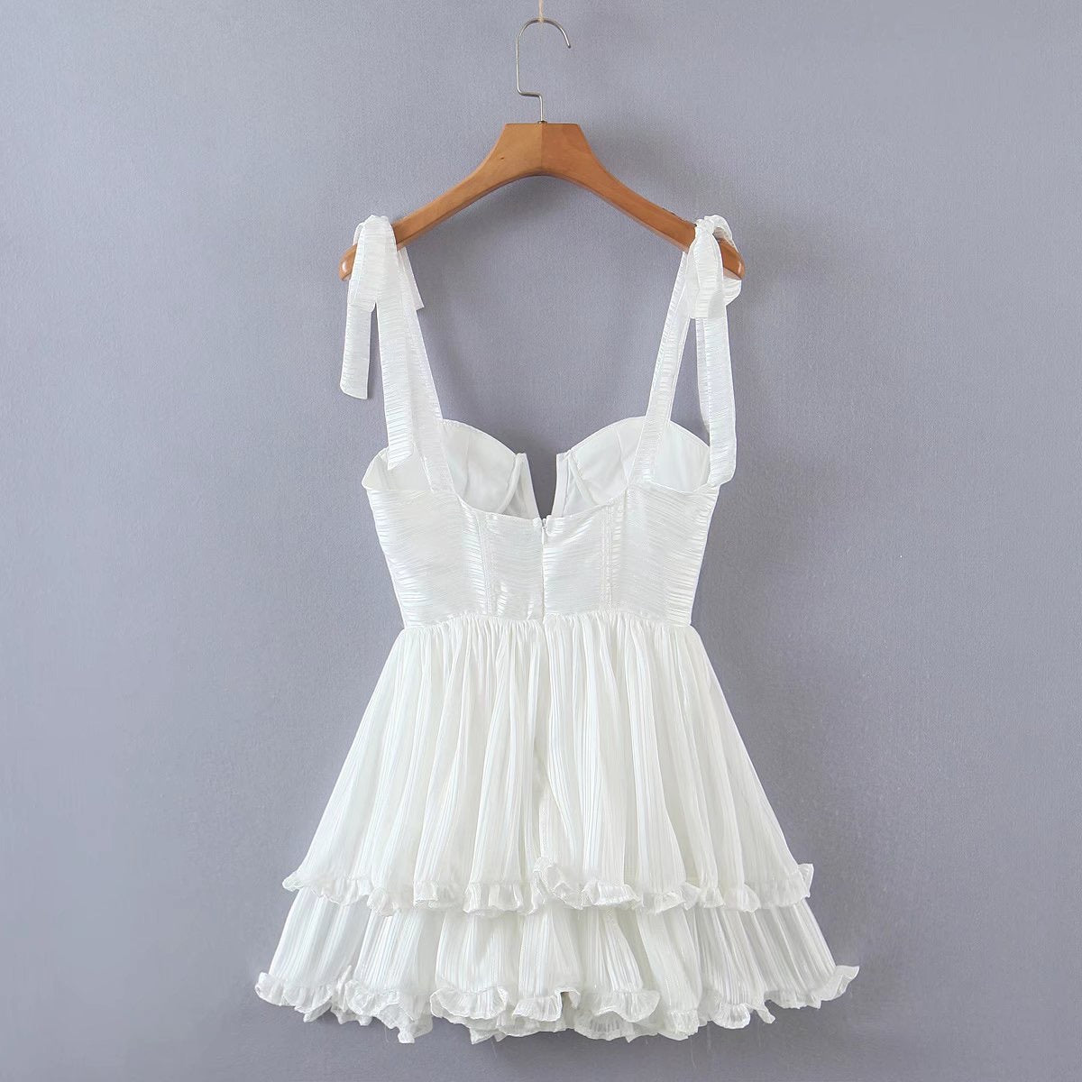 Tie shoulder cami V cut ruffle layers dress
