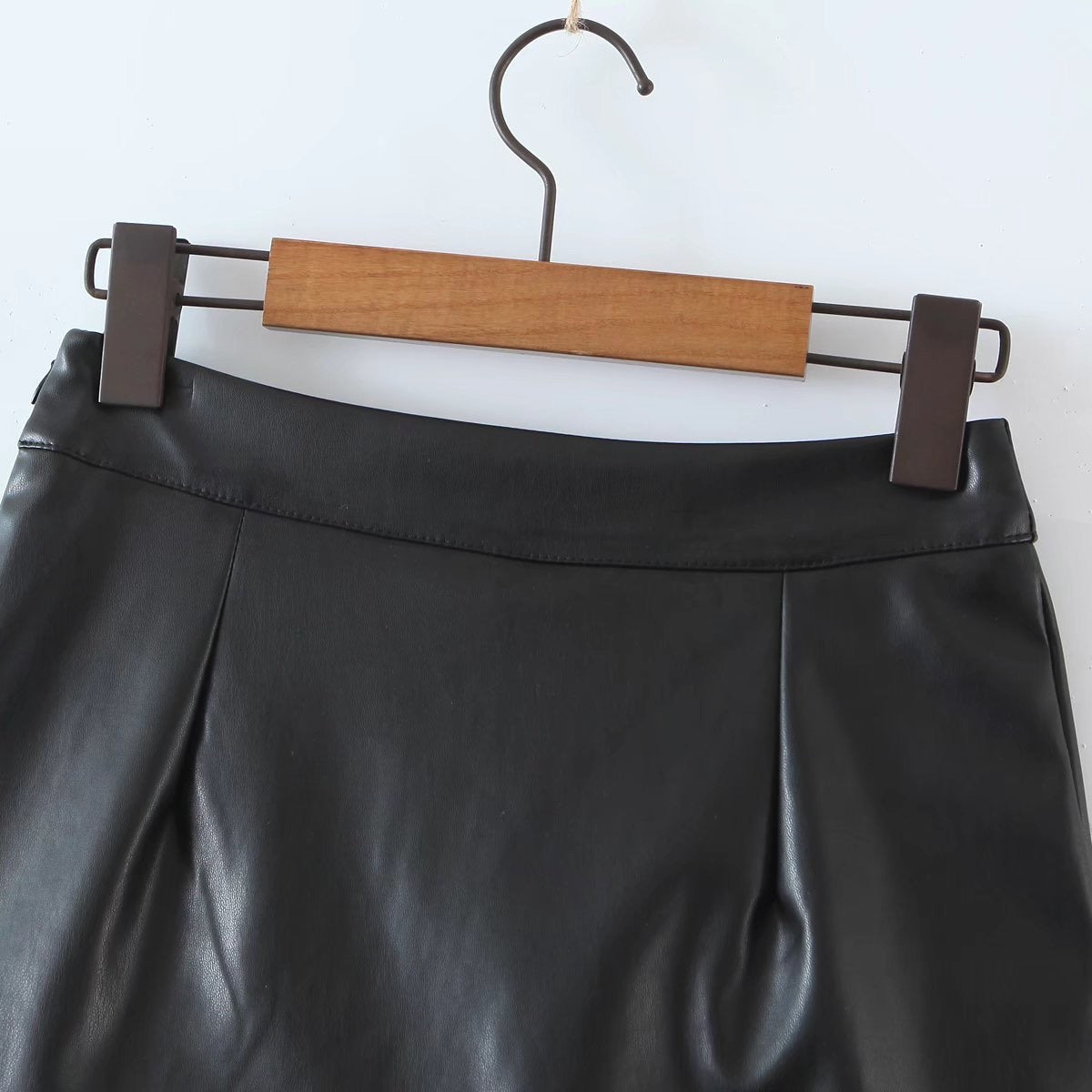 Leather look Alicia skirt