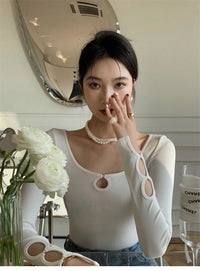 Keyhole round neck top