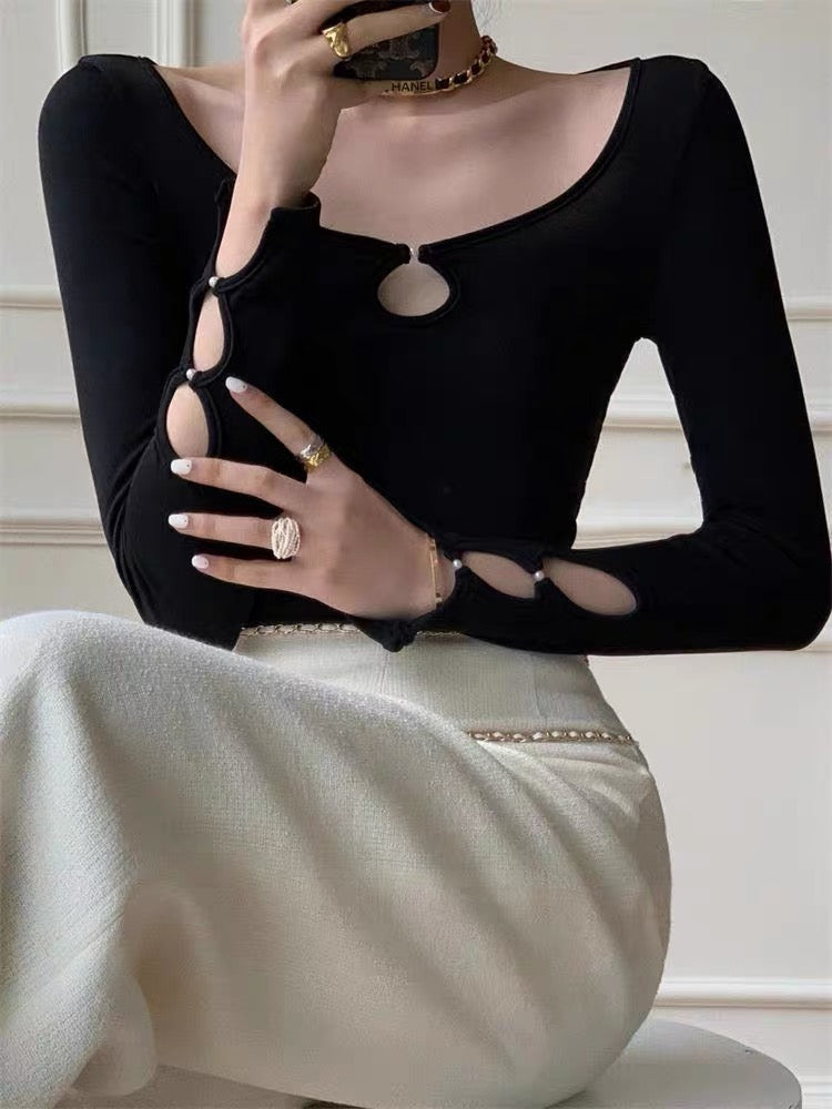 Keyhole round neck top