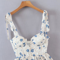 Tie shoulder cami V cut layers dress