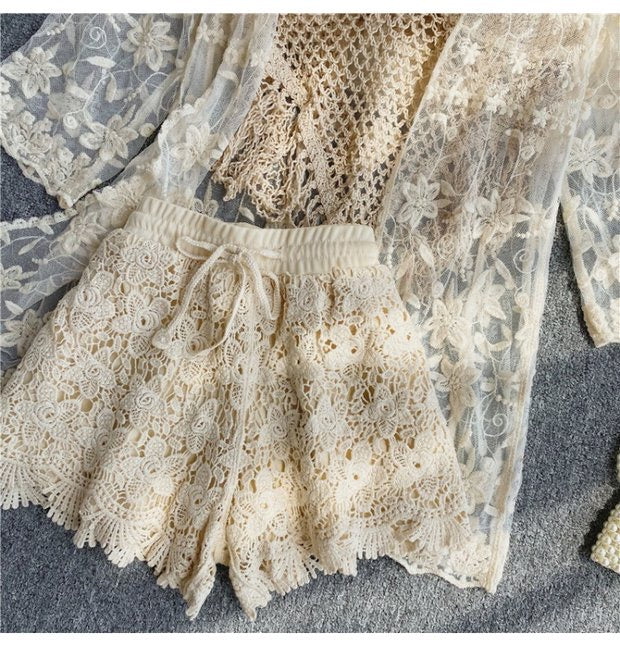 3 pieces embroidery lace tussle top beach set