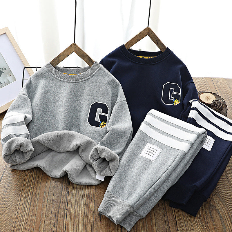 Fleece G-Duck sweater and pant set