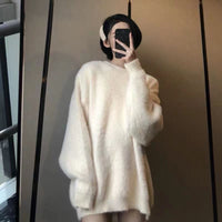 Round neck cozy sweater