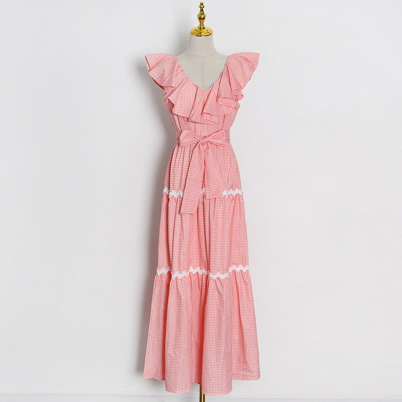 Ruffle heart neck belted maxi dress