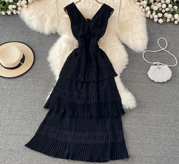 V Neck accordion pleated layers dress