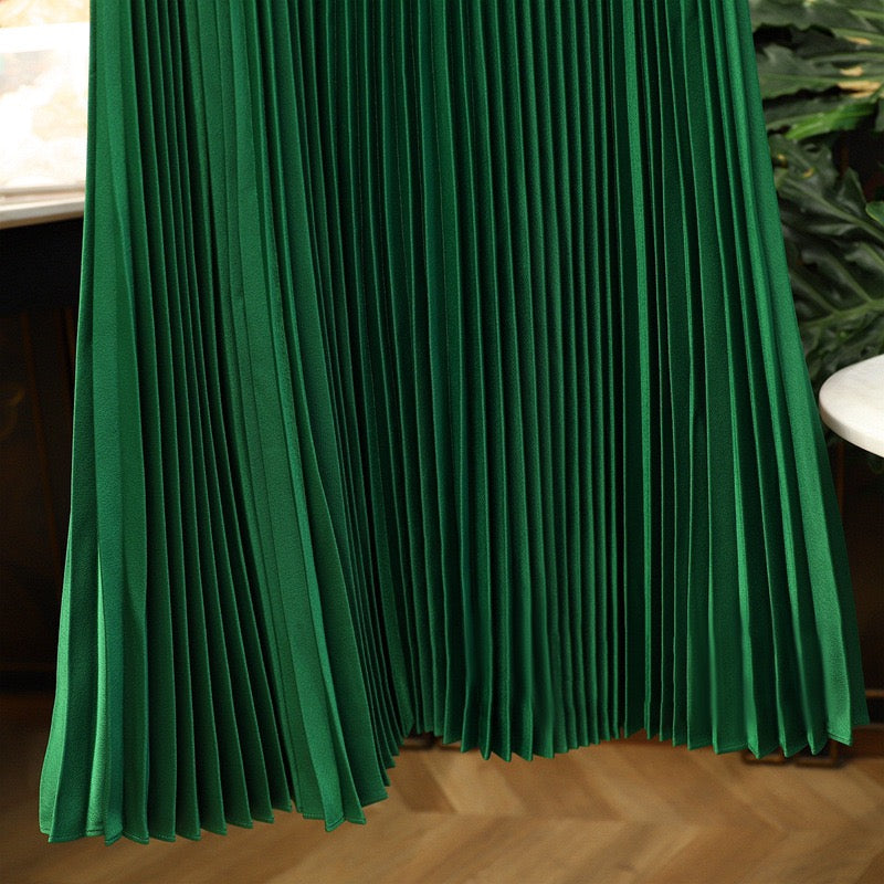 Classy pleated midi skirt