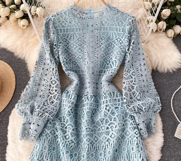 Cuff sleeve A line lace dress